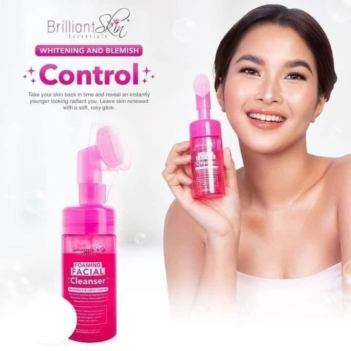 Brilliant Skin Essentials Foaming Facial cleanser